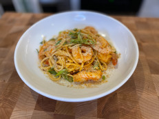 Linguine With Shrimp And Lemon Oil Recipe Giada De Laurentiis Food Network