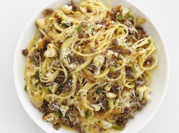Sausage-Cauliflower Spaghetti