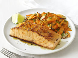 Glazed Salmon with Spiced Carrots