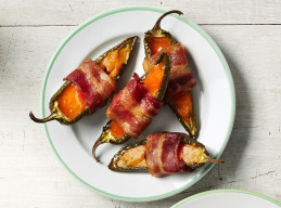 Bacon-Wrapped Jalapeno Poppers