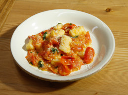Potato Gnocchi with Easy Tomato Sauce 