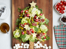 Christmas Tree Antipasto Salad 