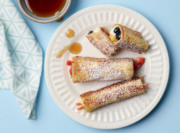 Apple-Peanut Butter French Toast Roll-Ups