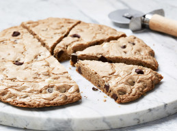 Oversize Triple-Chocolate Chip Cookie