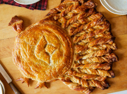 Apple Pie Puff Pastry Turkey