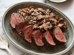 Roast Beef Tenderloin with Mushroom Ragout