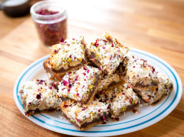 Halva Magic Bars