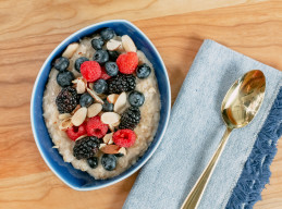 Almond Croissant Oatmeal