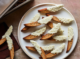 Gingerbread Biscotti