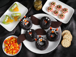 Fake Bake: Halloween Party Treats