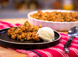 Pear and Pistachio Crisp