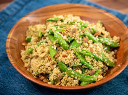 Quinoa with Snap Peas and Pepita-Mint Pesto 