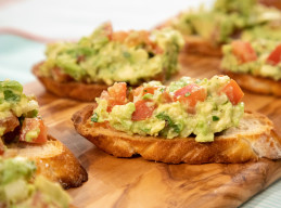 Guacamole Bruschetta