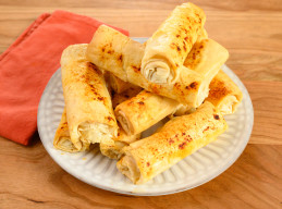 Creamy Leek and Cheese Phyllo Cigars