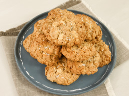 Sweet 'n' Salty Oatmeal Cookies