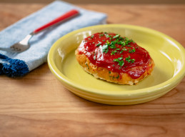 Mini Turkey Meatloaves with Harissa Ketchup