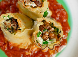 Ruffled Lasagna Roll-Ups