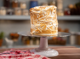 Lemon Meringue Cake