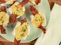 Bacon, Egg and Cheese Toast Cups
