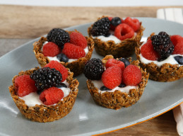 Muffin Tin Granola Cups