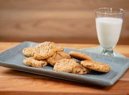 Gluten-Free Chocolate Cherry Peanut Butter Cookies 