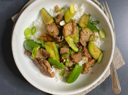 Pork and Cucumber Stir-Fry 