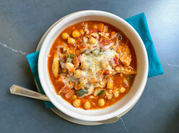 Chicken and Chickpea Chili 