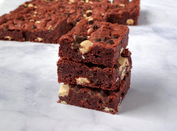 Chewy Red Velvet Cookie Bars