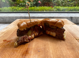 Minneapolis Bar Burgers (Juicy Lucy Burgers)