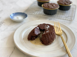 Vegan Chocolate Lava Cakes