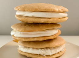 Coconut Whoopie Pies