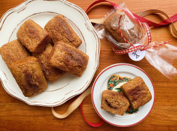 Snickerdoodle Spice Cakes