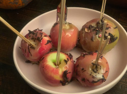 Hibiscus Caramel Apples
