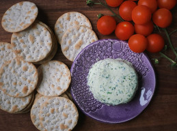 DIY Garlic Herb Cheese Wheels