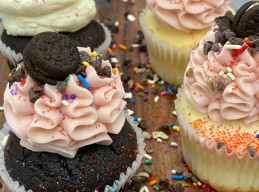 DIY Cupcake Decorating Bar
