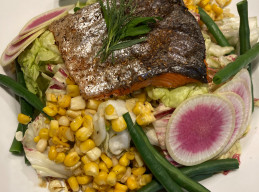 Air Fryer Salmon Salad with Corn, Green Beans and Radishes