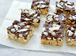 No-Bake Loaded S'mores Bars