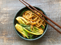 Linguine with Chili-Scallion Vinaigrette and Bok Choy