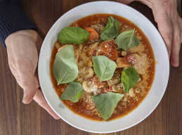 Quickie Chicken Minestrone