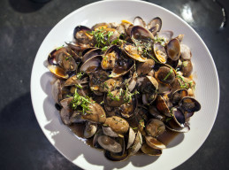 Clams with Black Bean Sauce