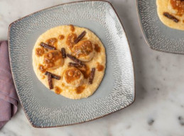 Scallops with Cheesy Grits and Chorizo