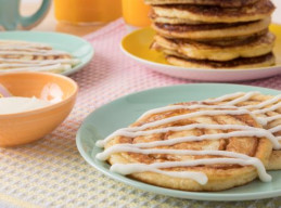 Cinnamon Bun Pancakes