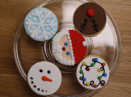 Royal Holiday Cookies