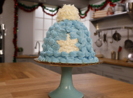 Winter Hat Cake