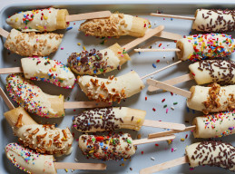 Chocolate-Covered Frozen Bananas