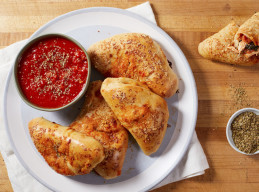 Cheesy Chicken Pizza Pockets