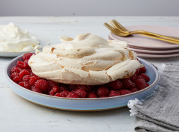 Pavlova with Raspberries  