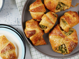 Chicken and Broccoli Stuffed Crescent Rolls