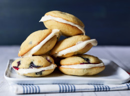 Blueberry-Lemon Whoopie Pies