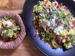 Aloo Chaat with Green Chutney 